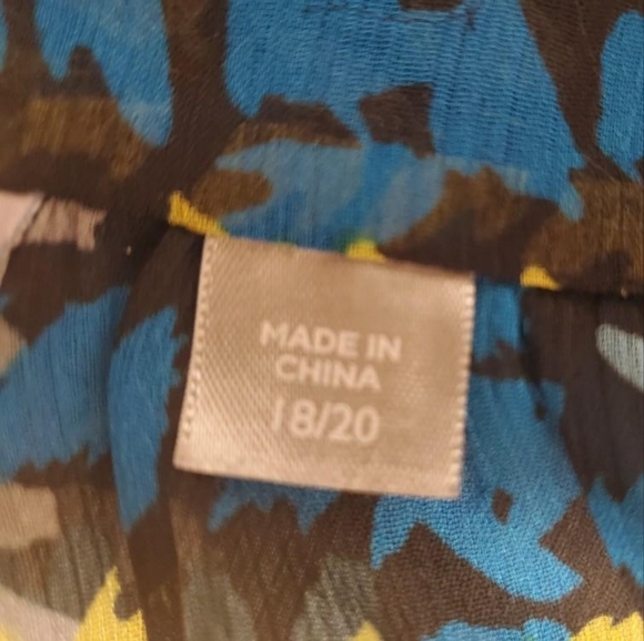 #271 Avenue Studio Blue Plaid Patterned Dressy Tank Size 18/20 - Picture 12 of 12